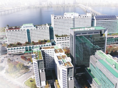 amc_brochure_2020_cn_page-0002